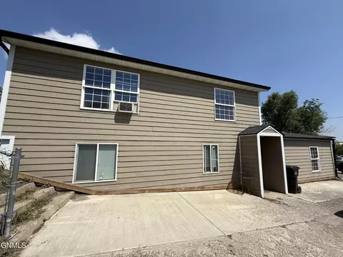 516 University Ave, Williston, ND 58801 photo 9