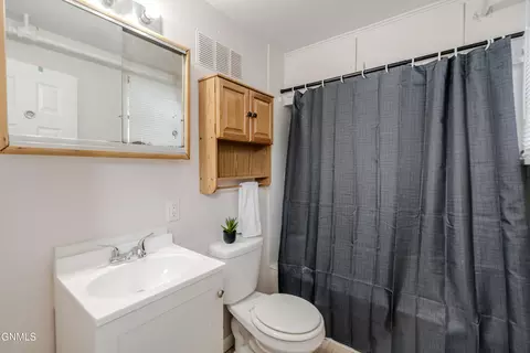 2100 Rosser Ave E, Bismarck, ND 58501 photo 40