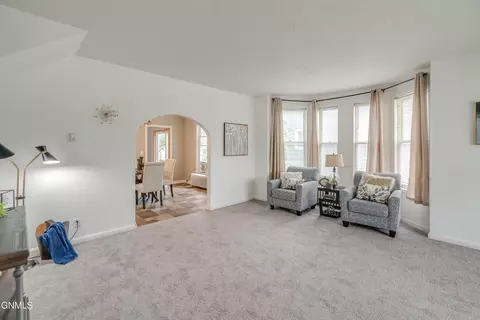 2100 Rosser Ave E, Bismarck, ND 58501 photo 14
