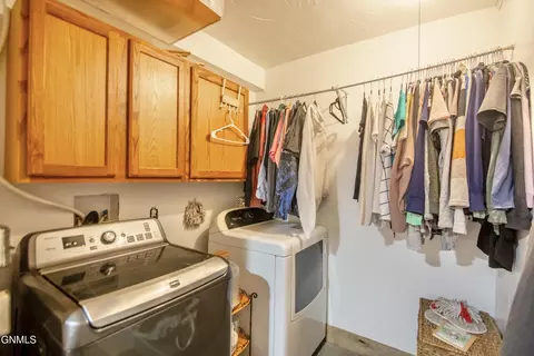 112 Pacific Ave, Mott, ND 58646 photo 24