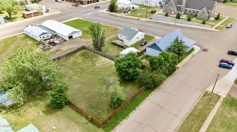 112 Pacific Ave, Mott, ND 58646 photo 48