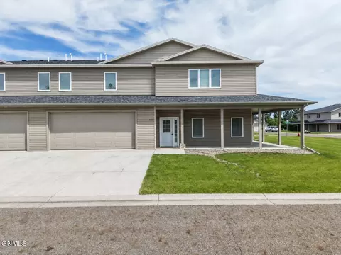 Exterior - 722 Compass Loop, Bismarck, ND 58504 photo 2 of 2