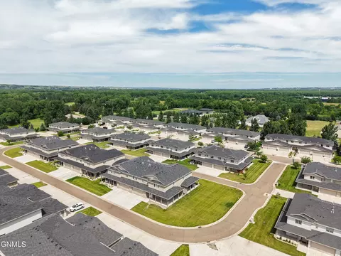 View/Area - 722 Compass Loop, Bismarck, ND 58504 photo 5 of 5