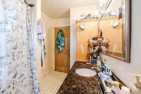 Bath - 303 Interstate Ave, Bismarck, ND 58503 photo 3 of 5