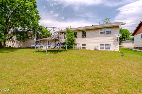 Exterior - 303 Interstate Ave, Bismarck, ND 58503 photo 6 of 7