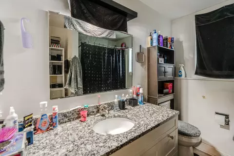 Bath - 303 Interstate Ave, Bismarck, ND 58503 photo 4 of 5