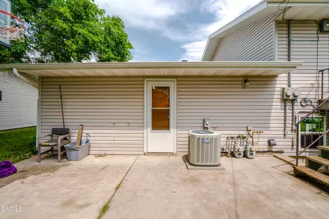 Exterior - 303 Interstate Ave, Bismarck, ND 58503 photo 7 of 7