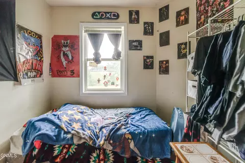 Bedroom - 303 Interstate Ave, Bismarck, ND 58503 photo 5 of 7