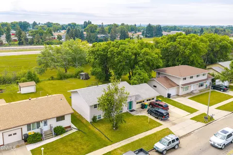 View/Area - 303 Interstate Ave, Bismarck, ND 58503 photo 1 of 3