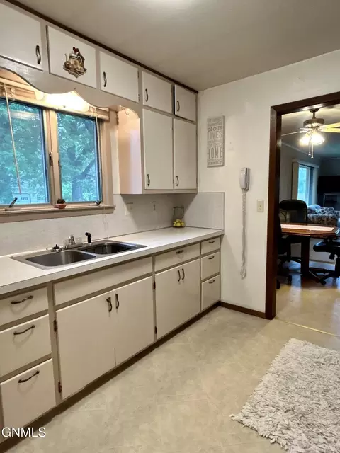 Kitchen - 214 4th Ave E, Turtle Lake, ND 58575 photo 8 of 11