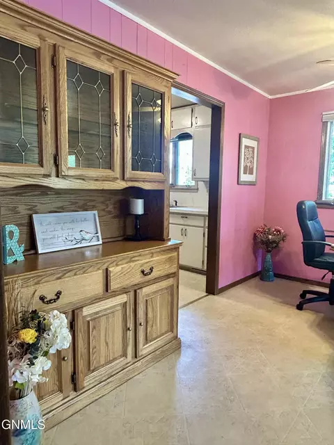 Dining - 214 4th Ave E, Turtle Lake, ND 58575 photo 5 of 6