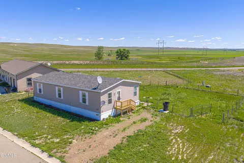 1024 Juniper St, Culbertson, MT 59218