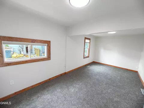 801 Broadway W, Williston, ND 58801 photo 16