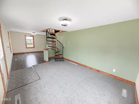 801 Broadway W, Williston, ND 58801 photo 4