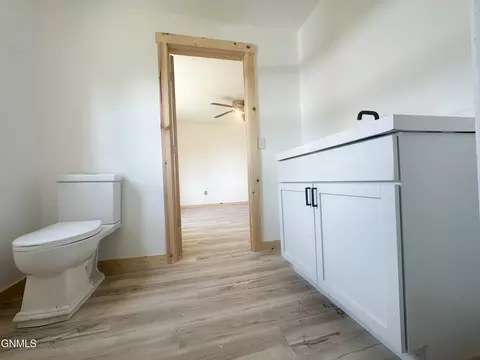 Bath - 101 3rd Ave SE, Kulm, ND 58456 photo 2 of 5