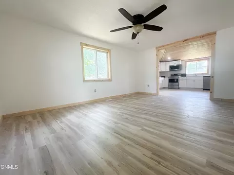 Living - 101 3rd Ave SE, Kulm, ND 58456 photo 3 of 7
