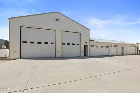 Exterior - 1509 46th St W, Williston, ND 58801 photo 12 of 12