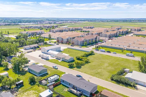 View/Area - 1509 46th St W, Williston, ND 58801 photo 12 of 15