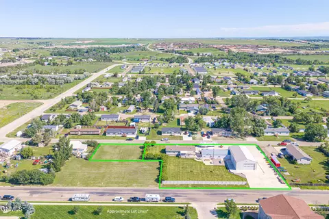 View/Area - 1509 46th St W, Williston, ND 58801 photo 6 of 15