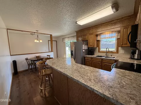 Kitchen - 1839 Ryan Dr, Bismarck, ND 58501 photo 2 of 4