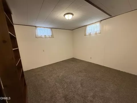 Bedroom - 1839 Ryan Dr, Bismarck, ND 58501 photo 4 of 5