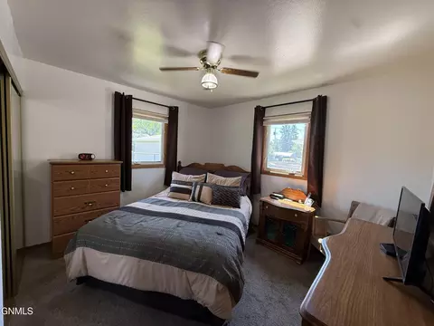 Bedroom - 1839 Ryan Dr, Bismarck, ND 58501 photo 2 of 5