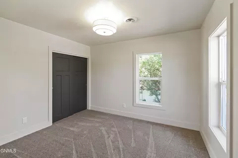 Bedroom - 429 7th Ave W, Williston, ND 58801 photo 3 of 5