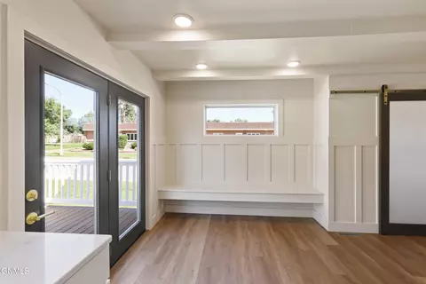 Entry Way - 429 7th Ave W, Williston, ND 58801 photo 1 of 2