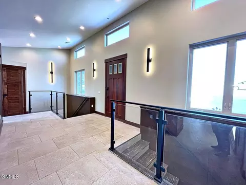 Entry Way - 14044 48th St NW, Williston, ND 58801 photo 3 of 4
