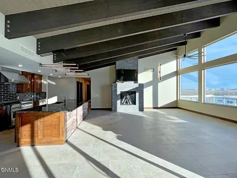 Living - 14044 48th St NW, Williston, ND 58801 photo 1 of 6