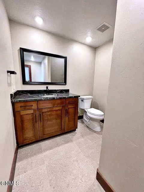 Bath - 14044 48th St NW, Williston, ND 58801 photo 18 of 20