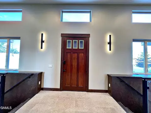 Entry Way - 14044 48th St NW, Williston, ND 58801 photo 2 of 4