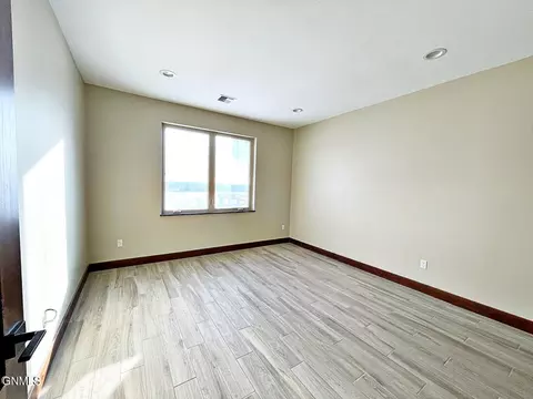 Bedroom - 14044 48th St NW, Williston, ND 58801 photo 2 of 6