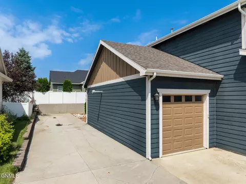 2706 25th St W, Williston, ND 58801 photo 38