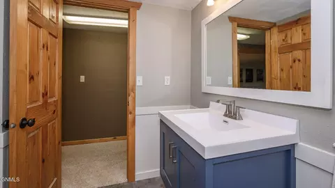 216 Coulee Dr, Washburn, ND 58577 photo 36
