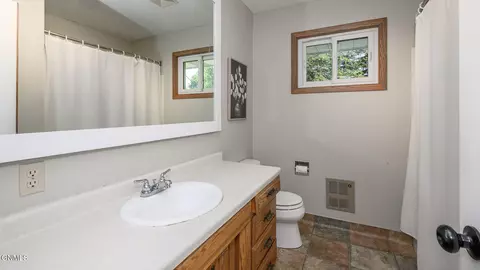 216 Coulee Dr, Washburn, ND 58577 photo 16