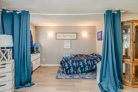 Bedroom - 103 Edmonton Dr, Bismarck, ND 58503 photo 4 of 9