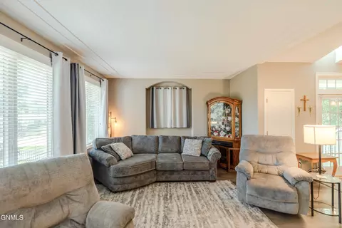 Living - 103 Edmonton Dr, Bismarck, ND 58503 photo 2 of 2