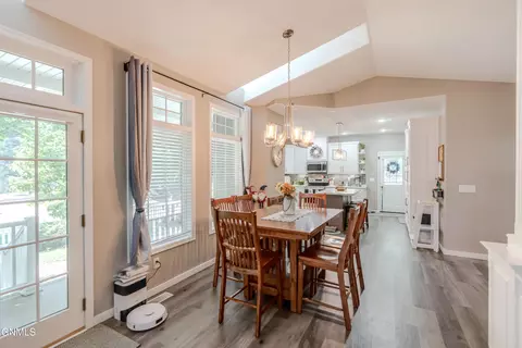 Dining - 103 Edmonton Dr, Bismarck, ND 58503 photo 1 of 3