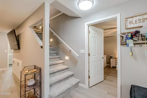 Entry Way - 103 Edmonton Dr, Bismarck, ND 58503 photo 3 of 3