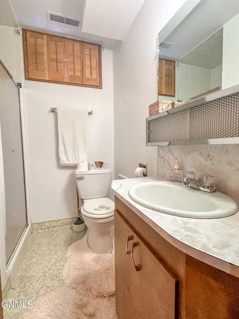 Bath - 2124 D Ave E, Bismarck, ND 58501 photo 2 of 2