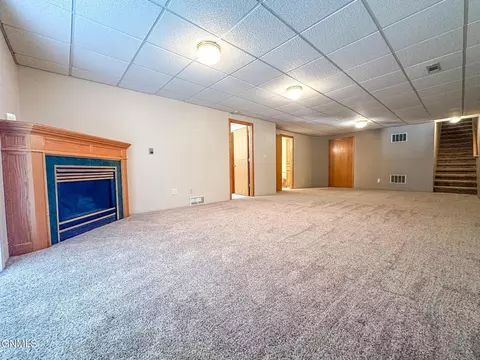 Living - 3281 Capitol Ave E, Bismarck, ND 58501 photo 5 of 5