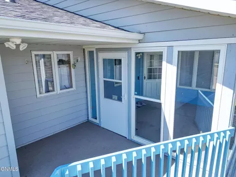 Exterior - 3281 Capitol Ave E, Bismarck, ND 58501 photo 6 of 10