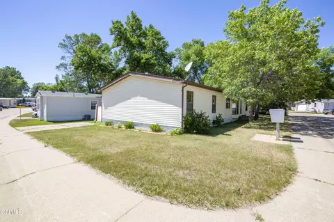 Exterior - 4336 Claridge Loop, Bismarck, ND 58503 photo 3 of 3