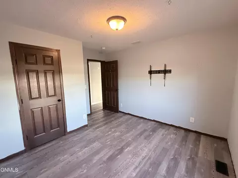 5475 Nicholas Ave, Williston, ND 58801 photo 19