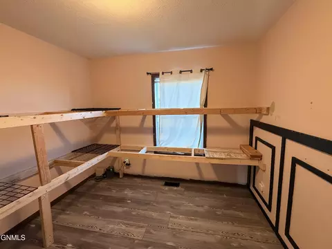 5475 Nicholas Ave, Williston, ND 58801 photo 15