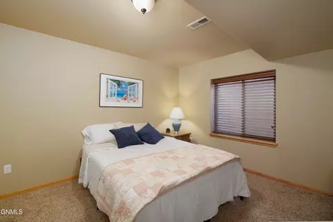 Bedroom - 640 4th Ave SE, Dickinson, ND 58601 photo 6 of 6