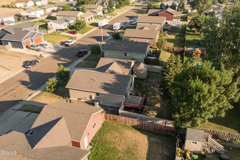 View/Area - 640 4th Ave SE, Dickinson, ND 58601 photo 5 of 14