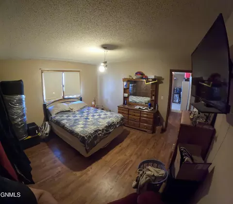 403 8th St E, Williston, ND 58801 photo 34