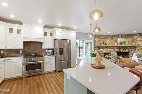 Kitchen - 1613 E Hillcourt, Williston, ND 58801 photo 7 of 7